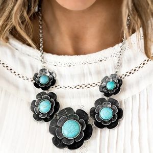 Flower Shaped Statement Necklace/Bracelet/Earrings Set